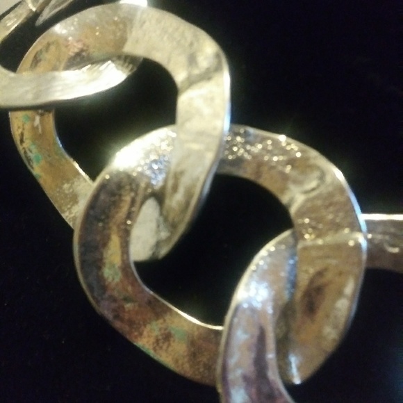 Necklace - Picture 2 of 3